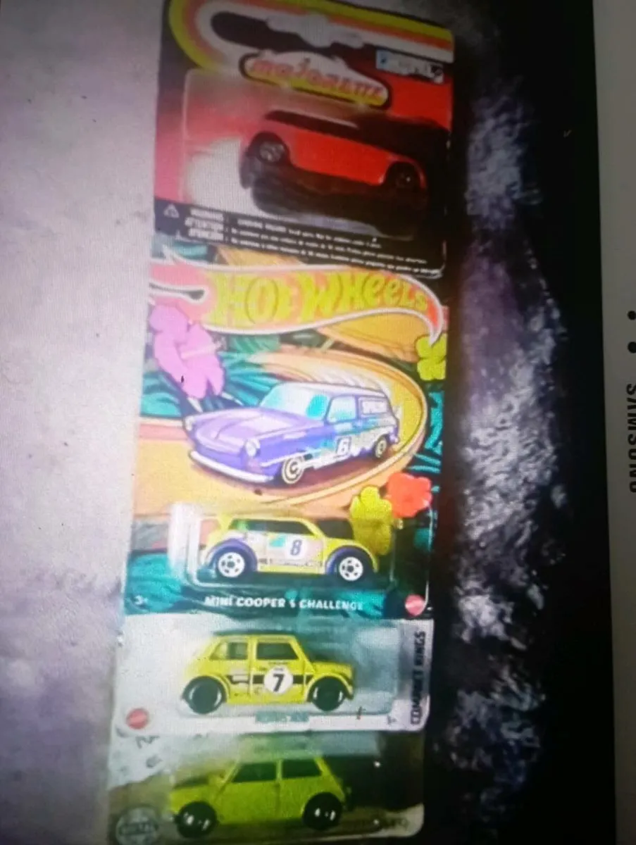 A COLLECTION OF MINI COOPER CLASSIC DIE-CAST CARS' - Image 1