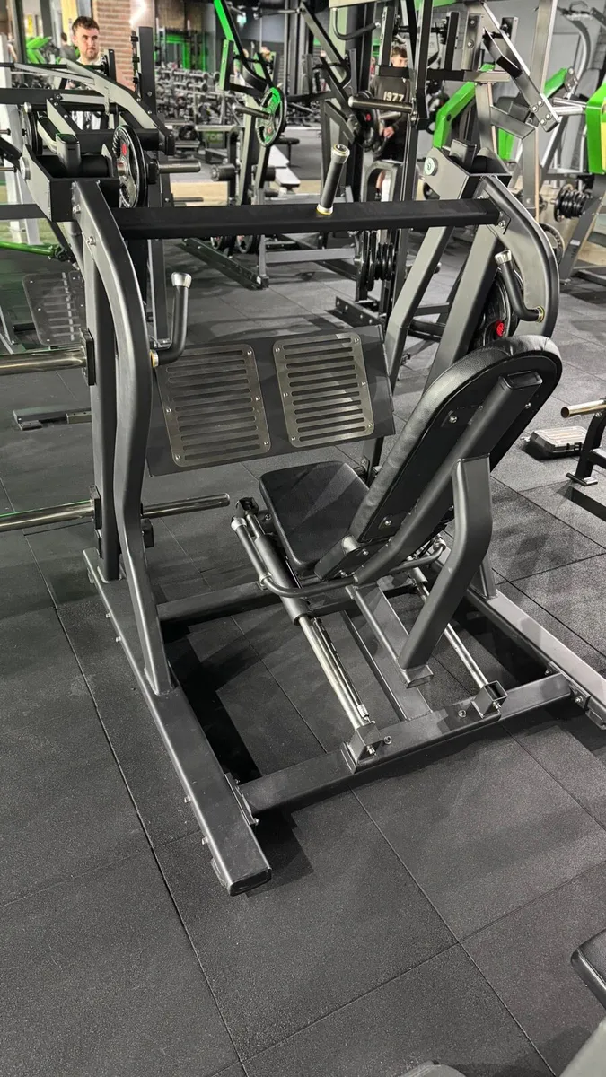 Gym equipment - Image 1