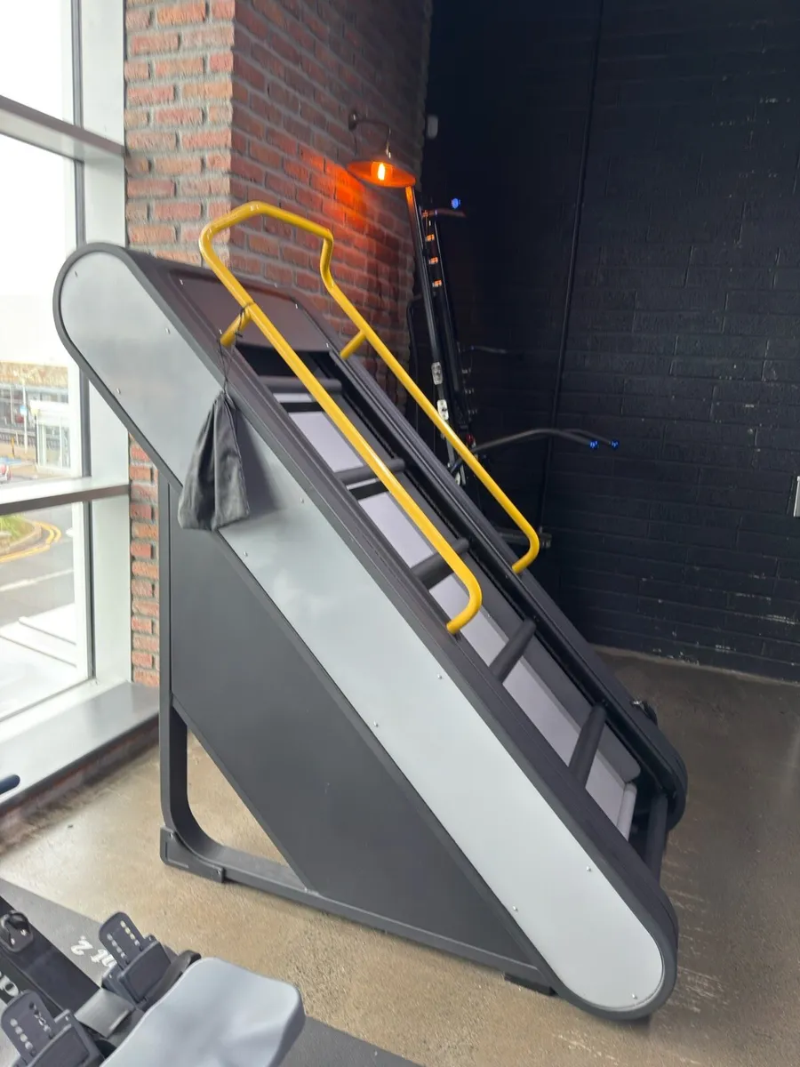 Gym equipment - Image 2