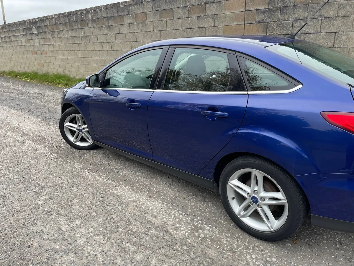 151 Ford Focus *Titanium* - Image 4