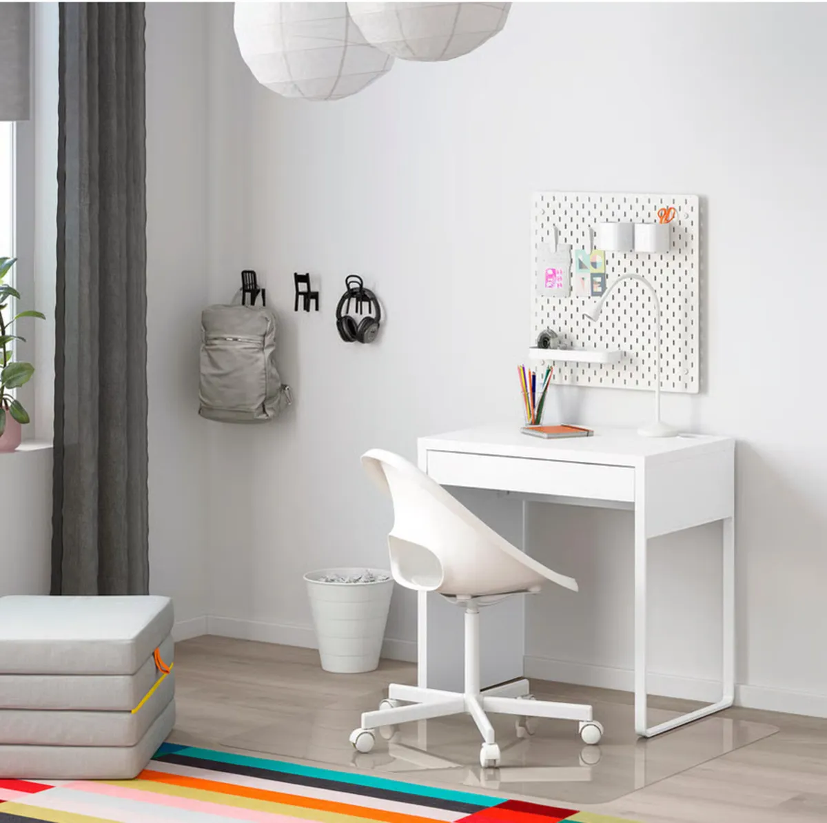 Small Desk - Image 3