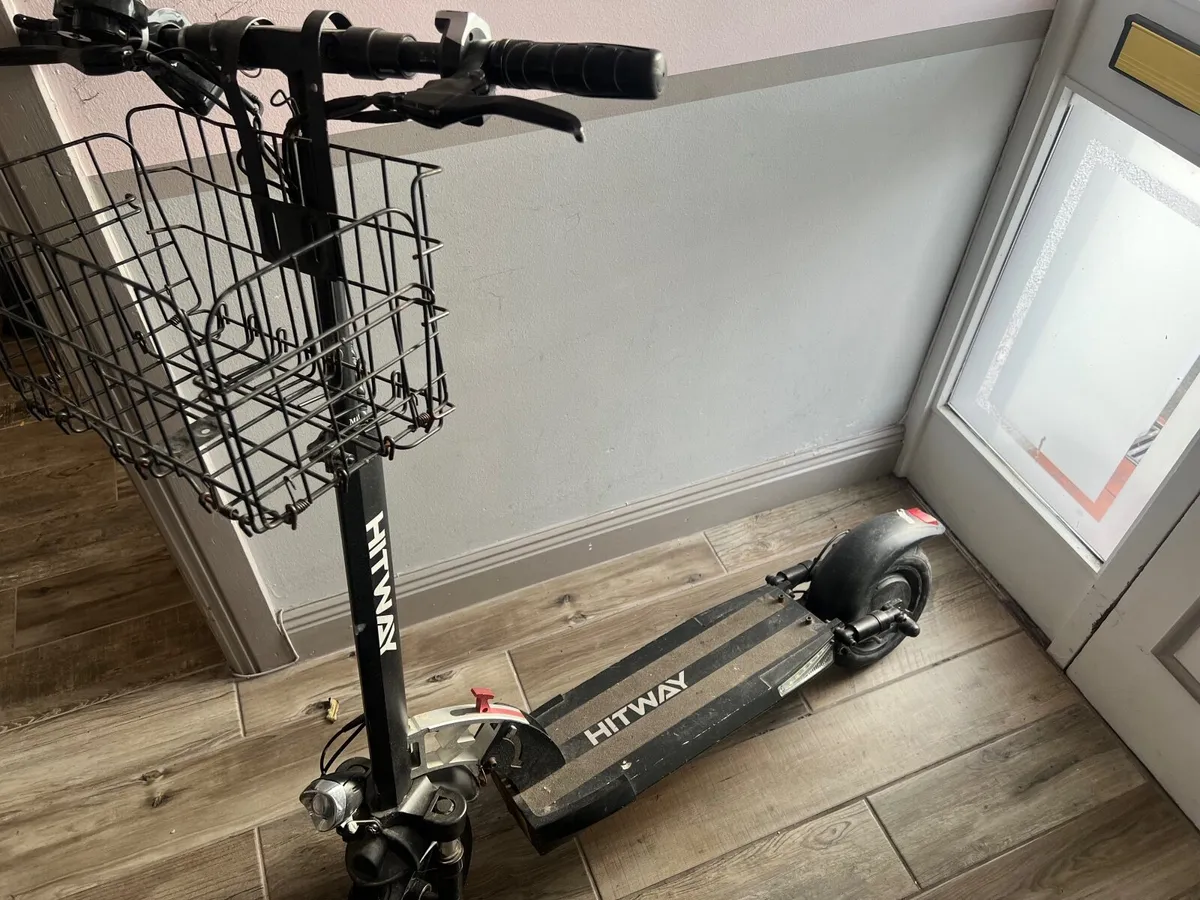 E Scooter - Image 3