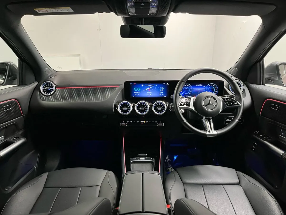 Mercedes-Benz EQA 250  Sport Executive - Reversin - Image 4