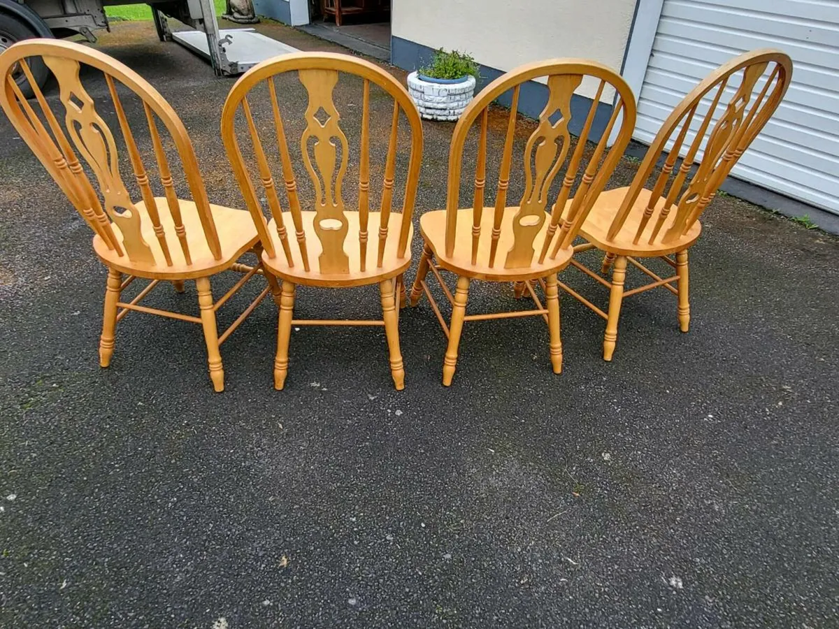 Four very Good Kitchen chairs - Image 3