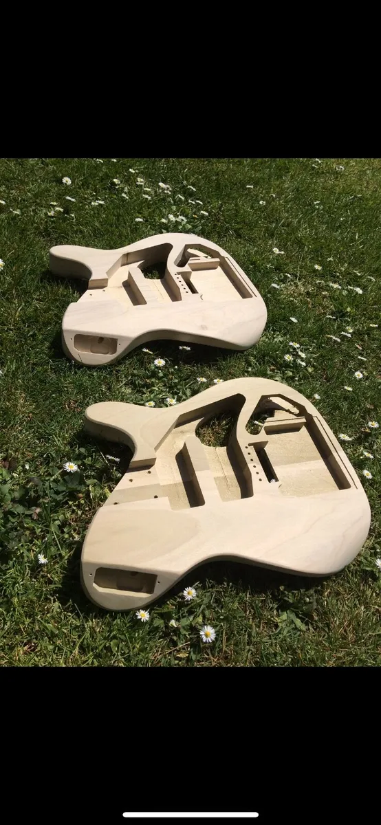 BMW 3-Series 2004 - Image 1