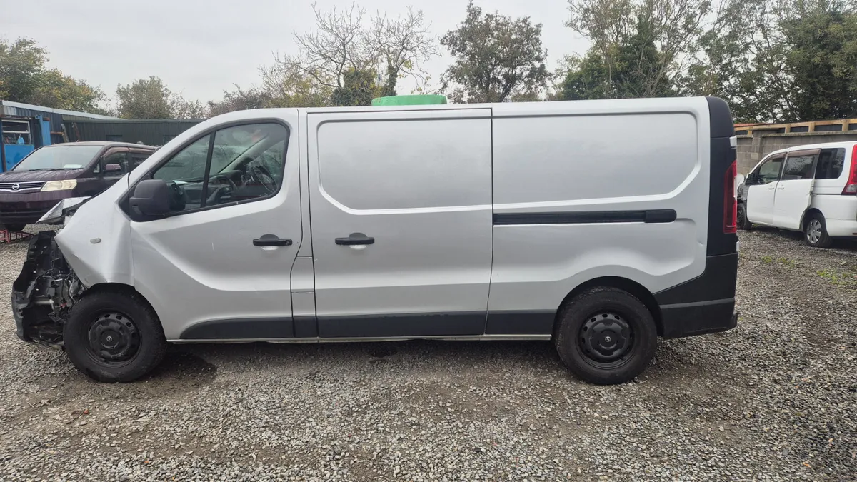 Opel vivaro 2019 low miles - Image 4