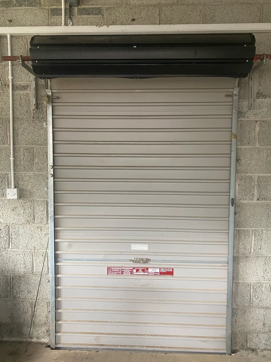 Roller door - Image 2