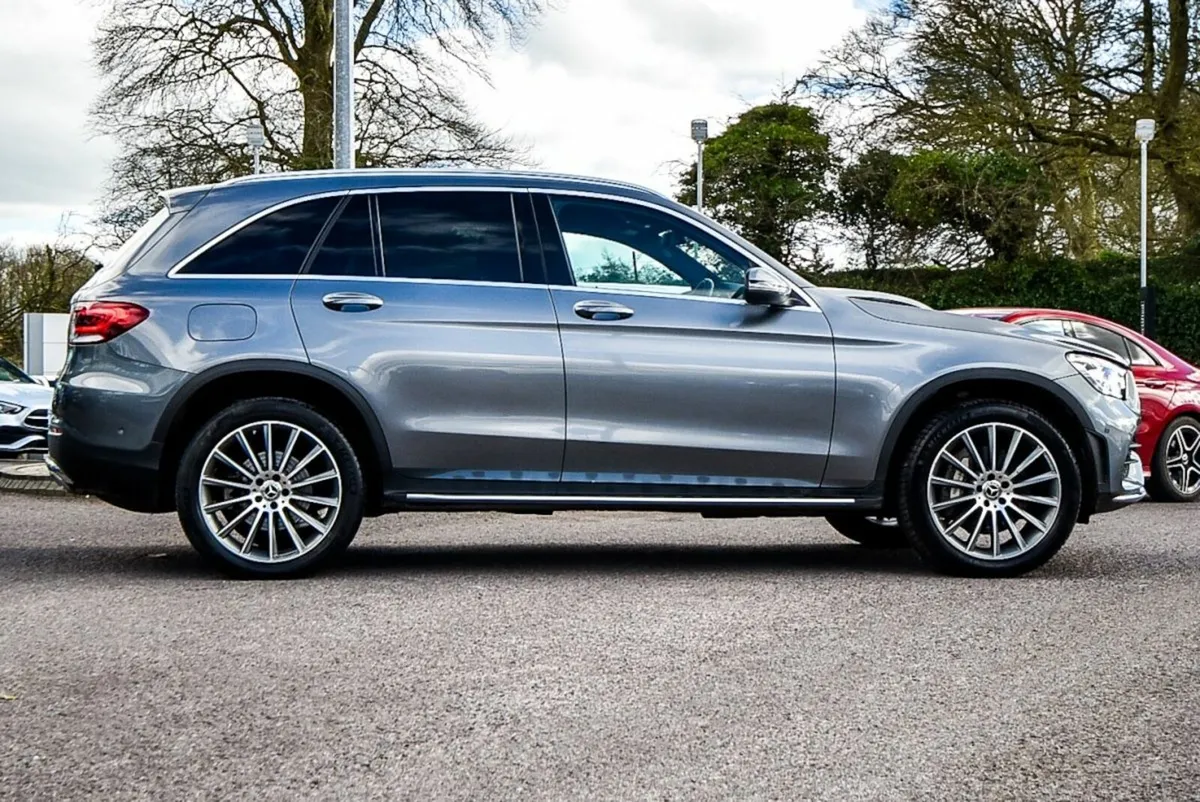 Mercedes-Benz GLC 300de AMG Premium 4Matic 316bhp - Image 4