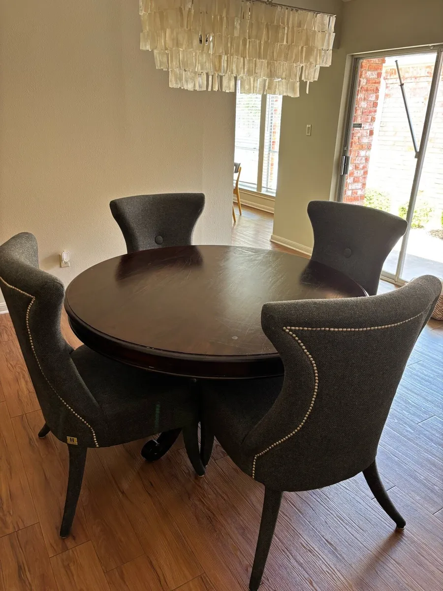 Dining table - Image 4