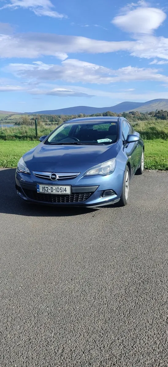 Opel Astra GTC CDTI 2015 - Image 1