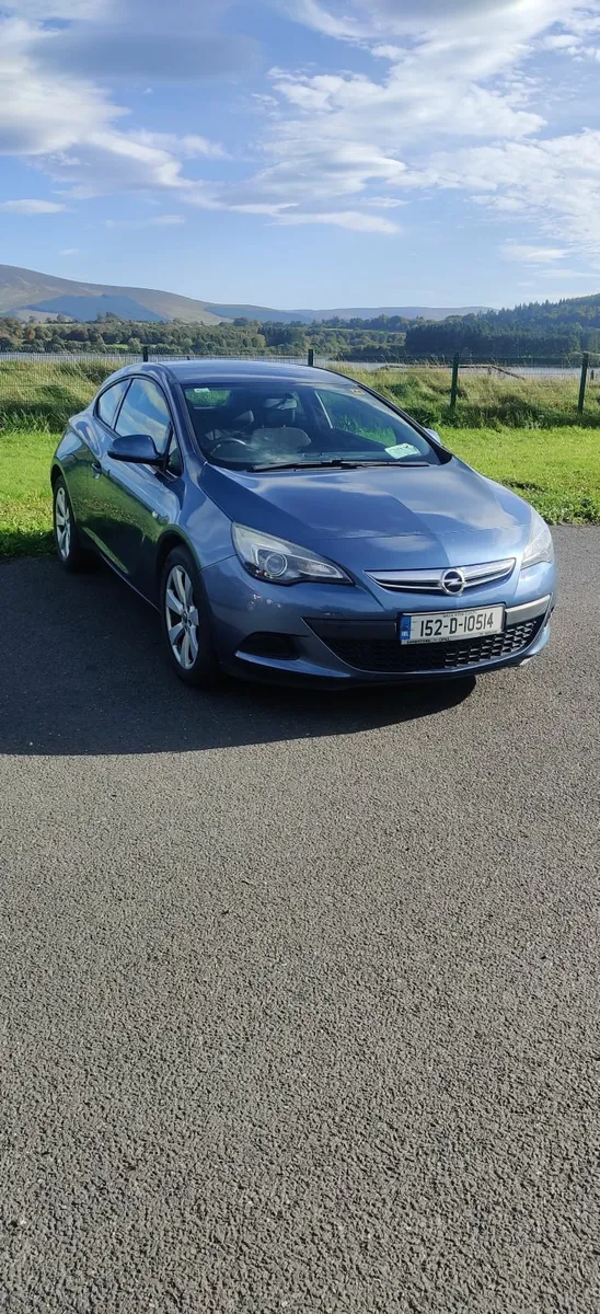 Opel Astra GTC CDTI 2015 - Image 2