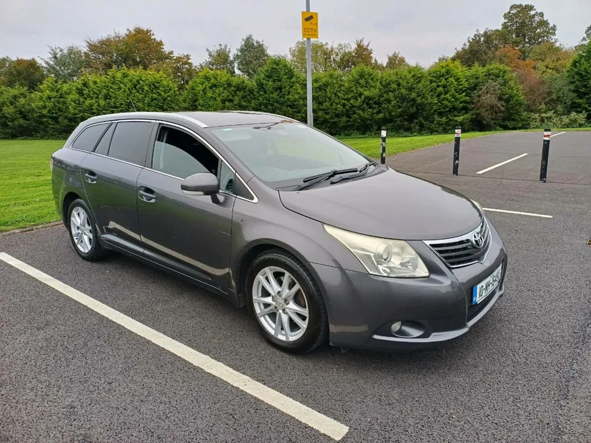 Toyota Avensis - Image 1