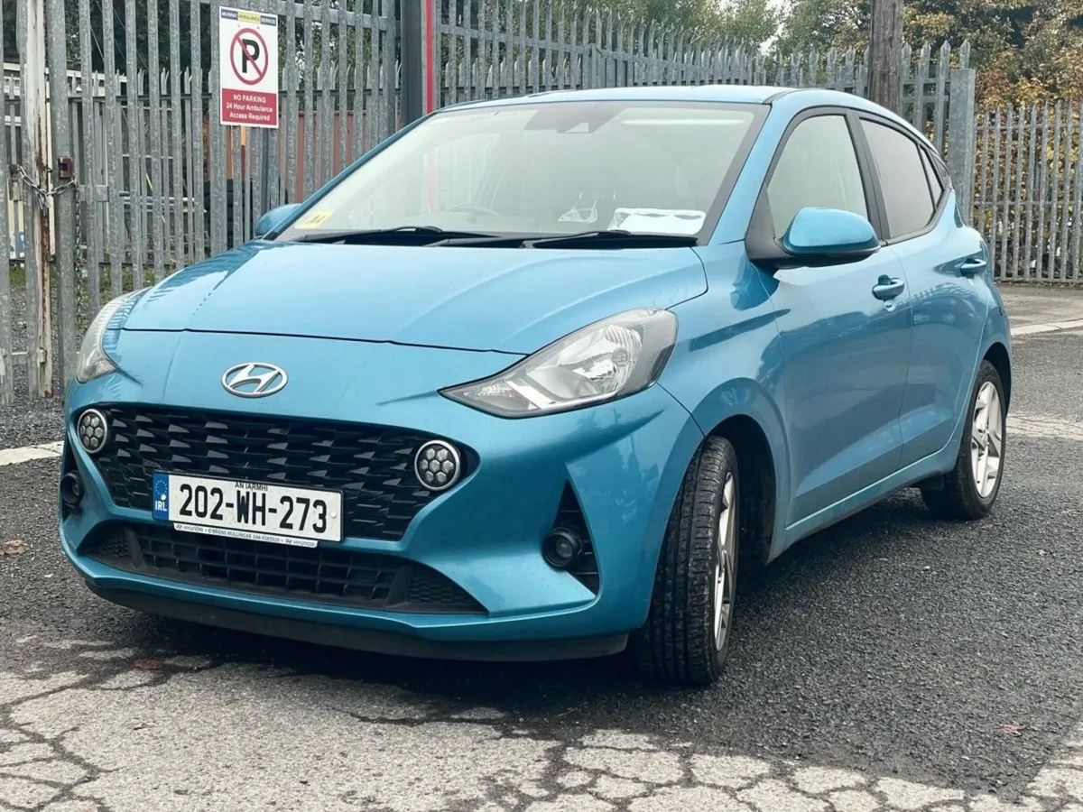 Hyundai i10 Deluxe Plus - Image 3