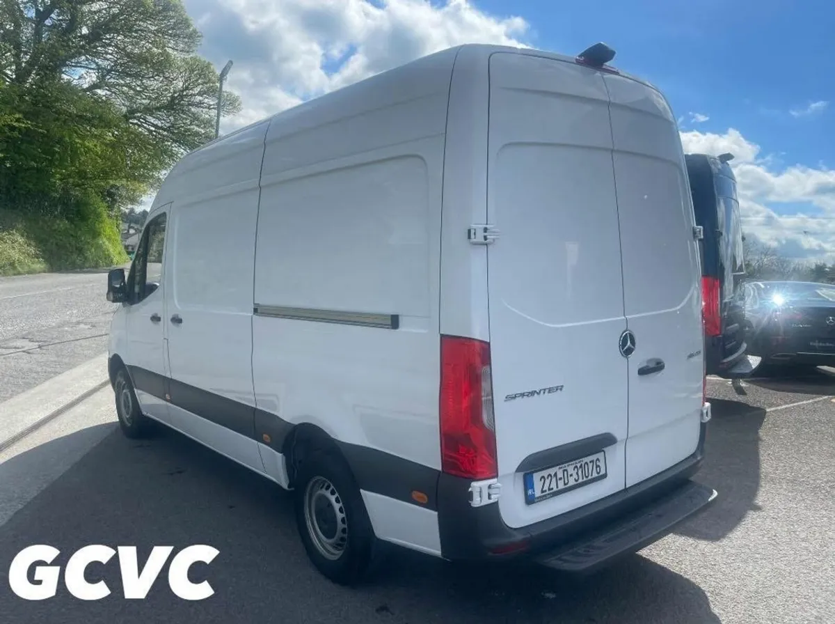Mercedes-Benz Sprinter 315 MWB High Roof - Image 2