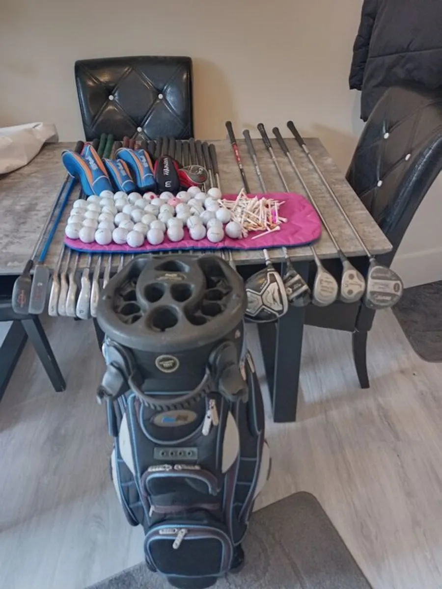 A selection of golf clubs bag and Golf balls - Image 1