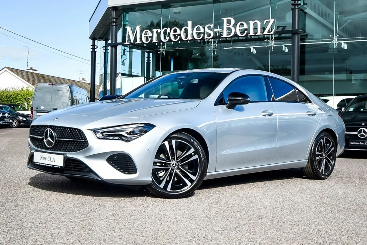 Mercedes-Benz CLA 180d Progressive Night Package - Image 1