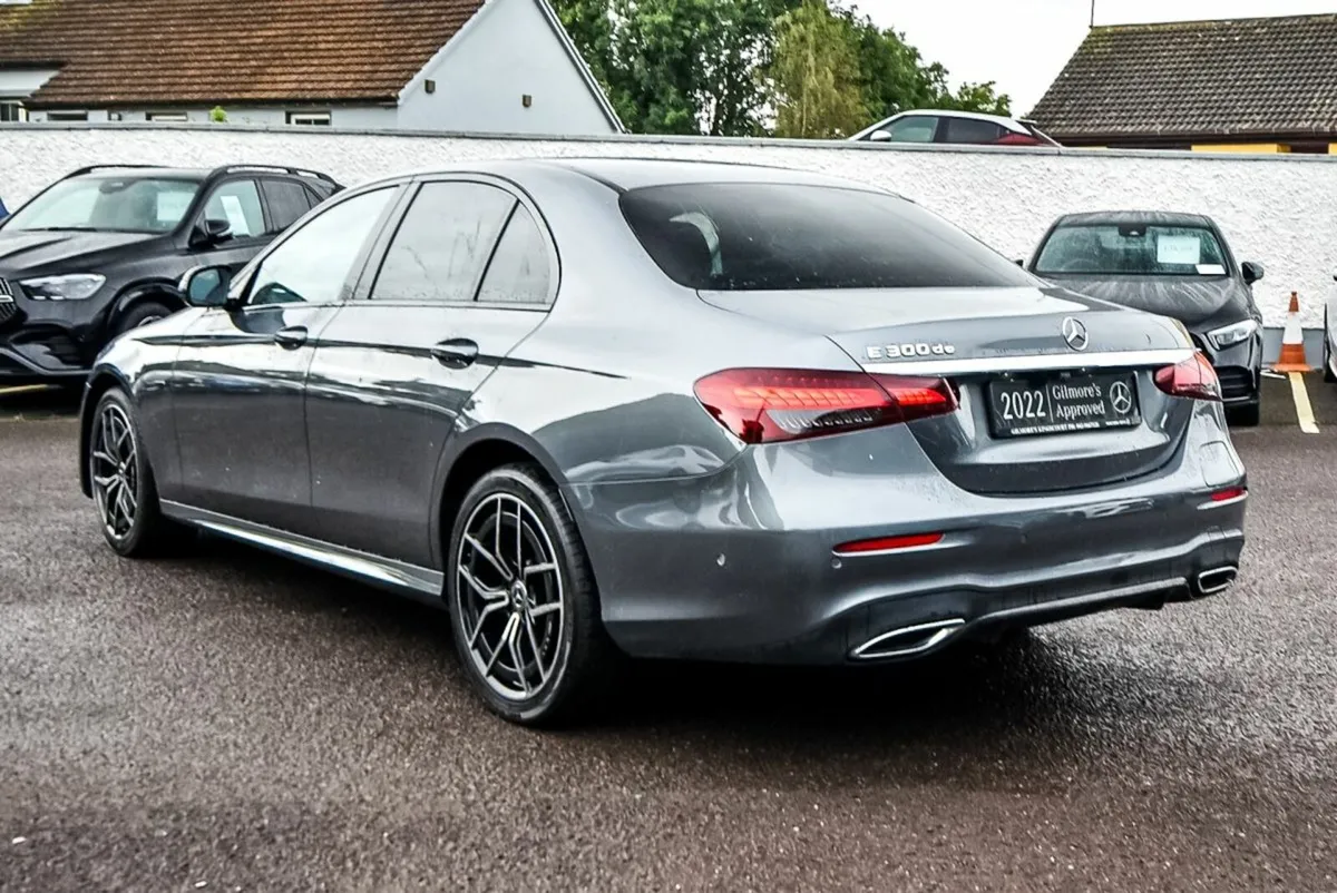 Mercedes-Benz E-Class E300de AMG Night Pack 316bhp - Image 3