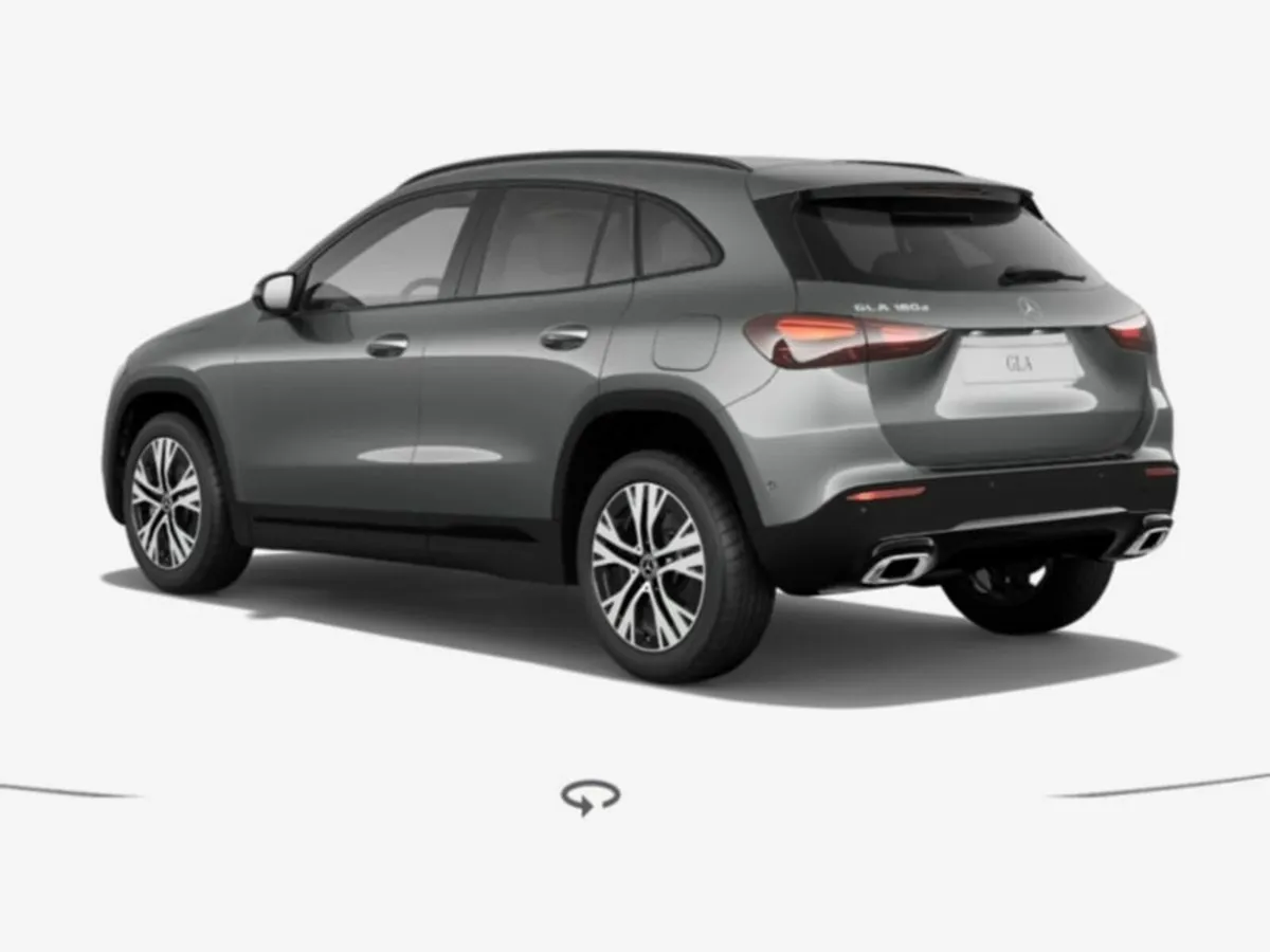 Mercedes-Benz GLA 180d Progressive Night Pack Auto - Image 3