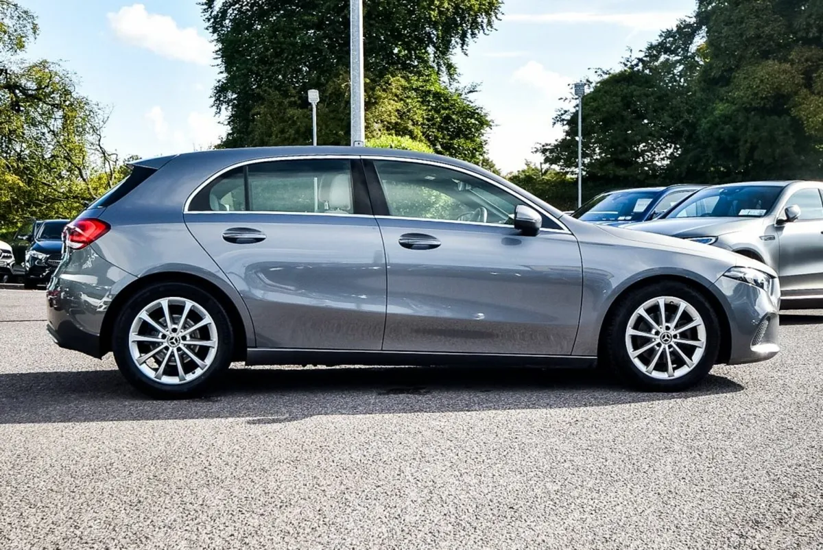 Mercedes-Benz A-Class A180d Progressive Auto - Image 4