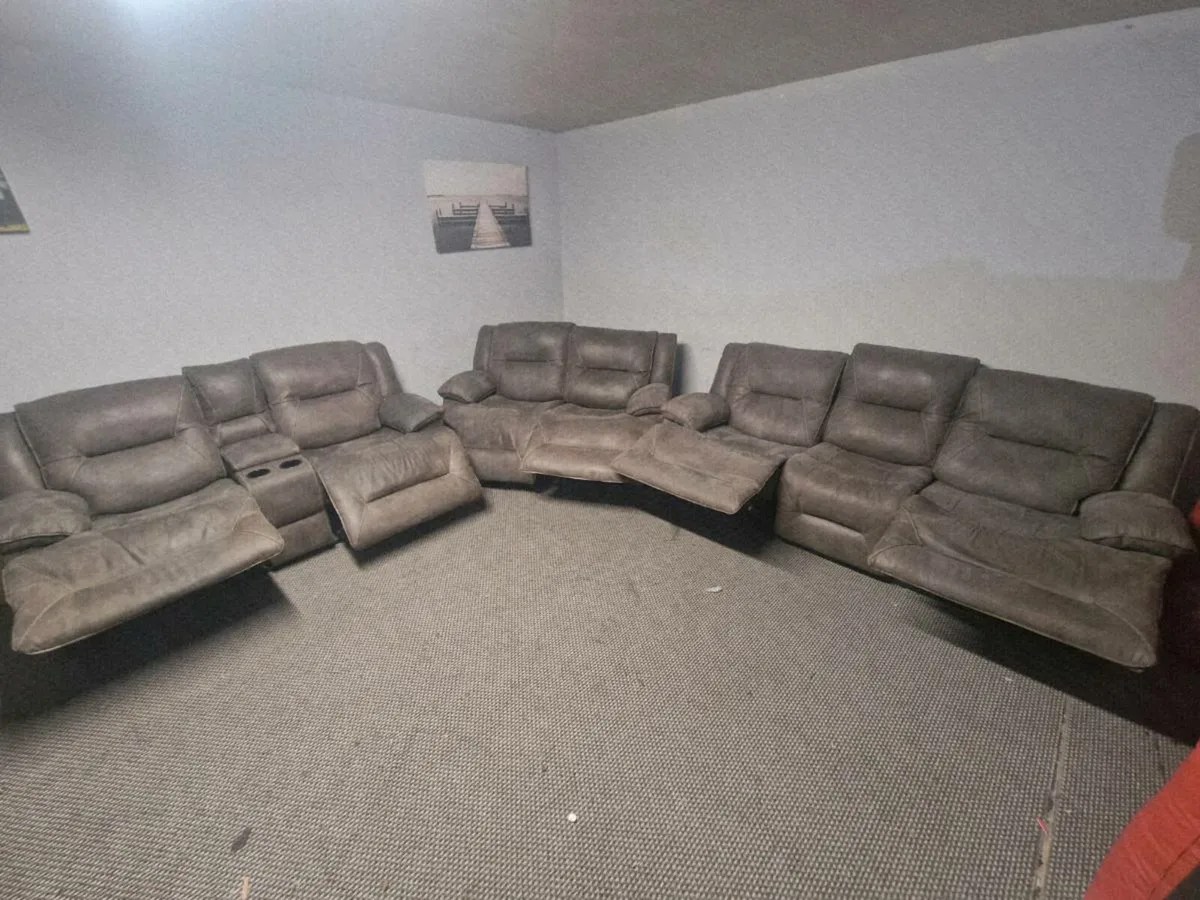 Sofas - Image 3