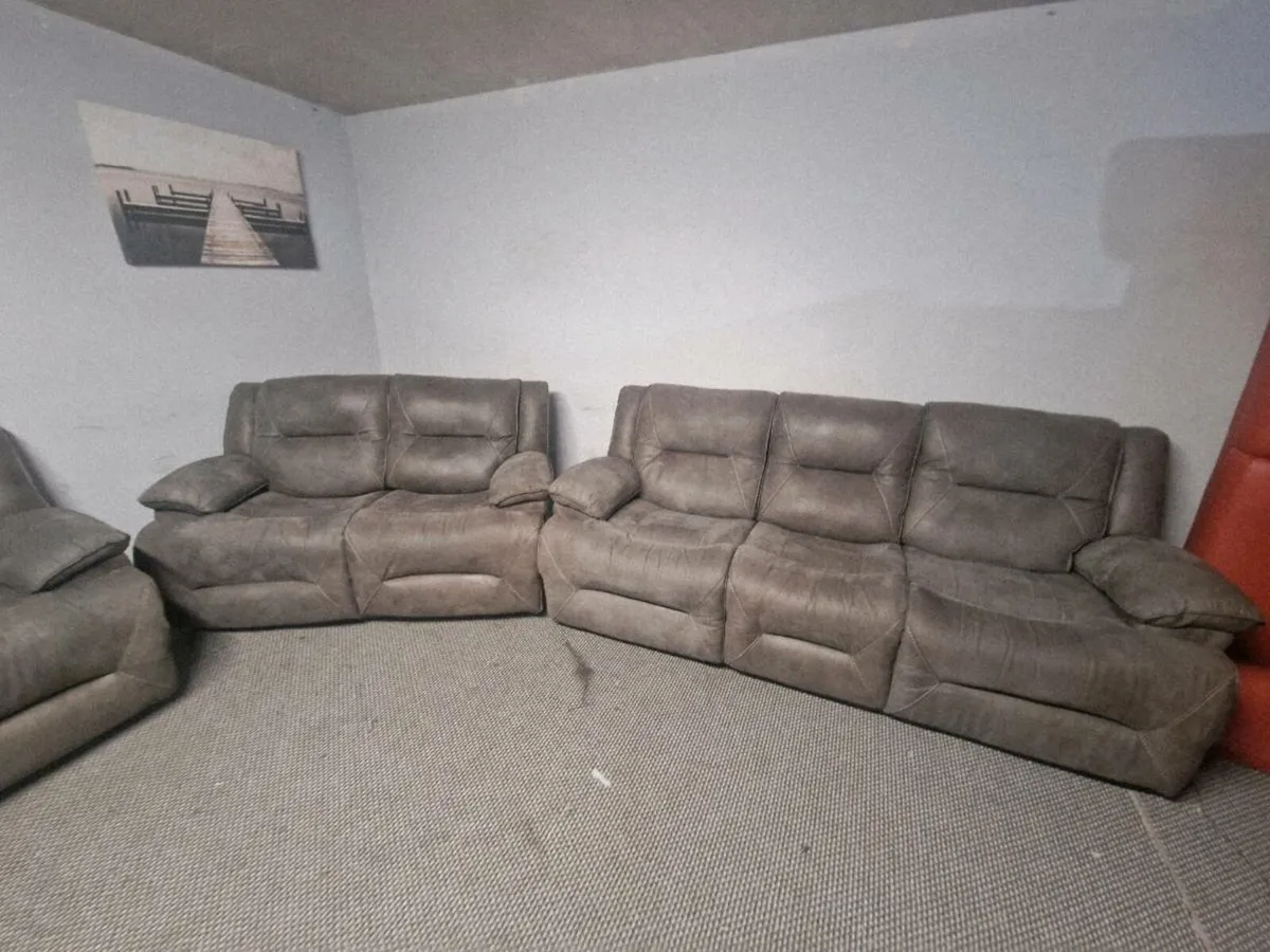 Sofas - Image 4