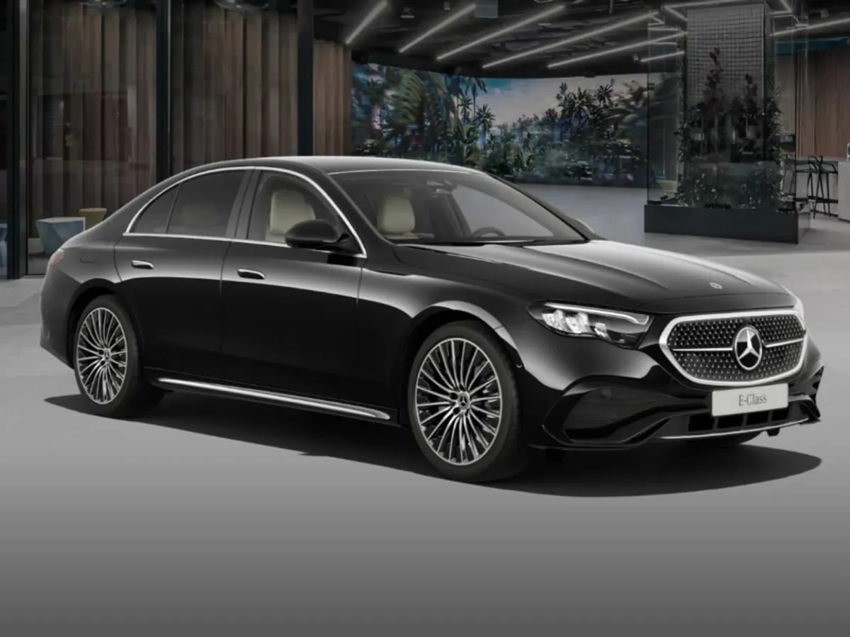 Mercedes-Benz E-Class E300de AMG Plus 328bhp PHEV - Image 4