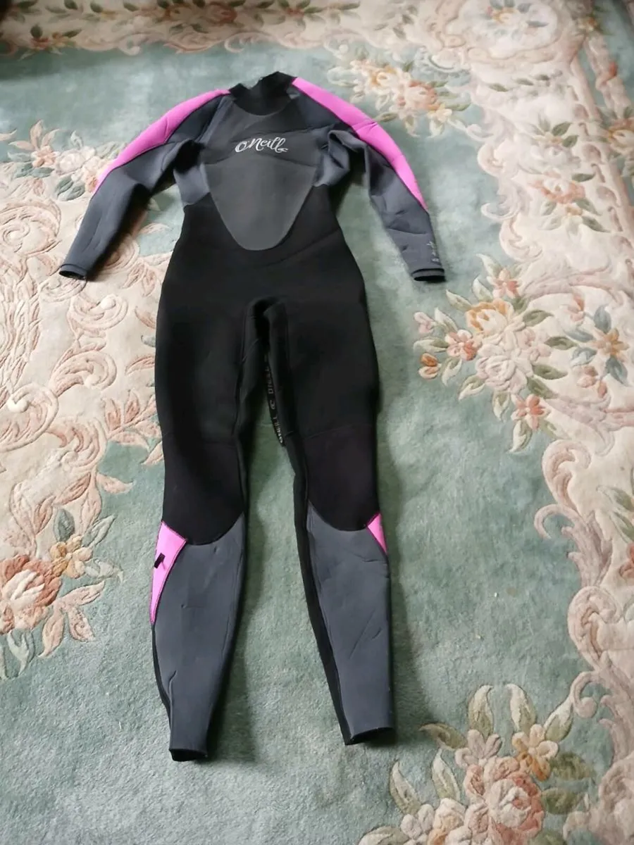 4.3 mm ladies wetsuit - Image 3