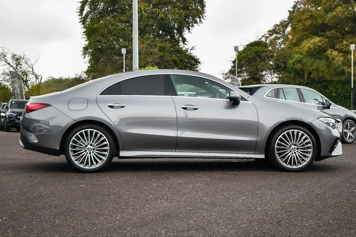 Mercedes-Benz CLA 250e AMG Premium 215bhp ONLY 2,0 - Image 4