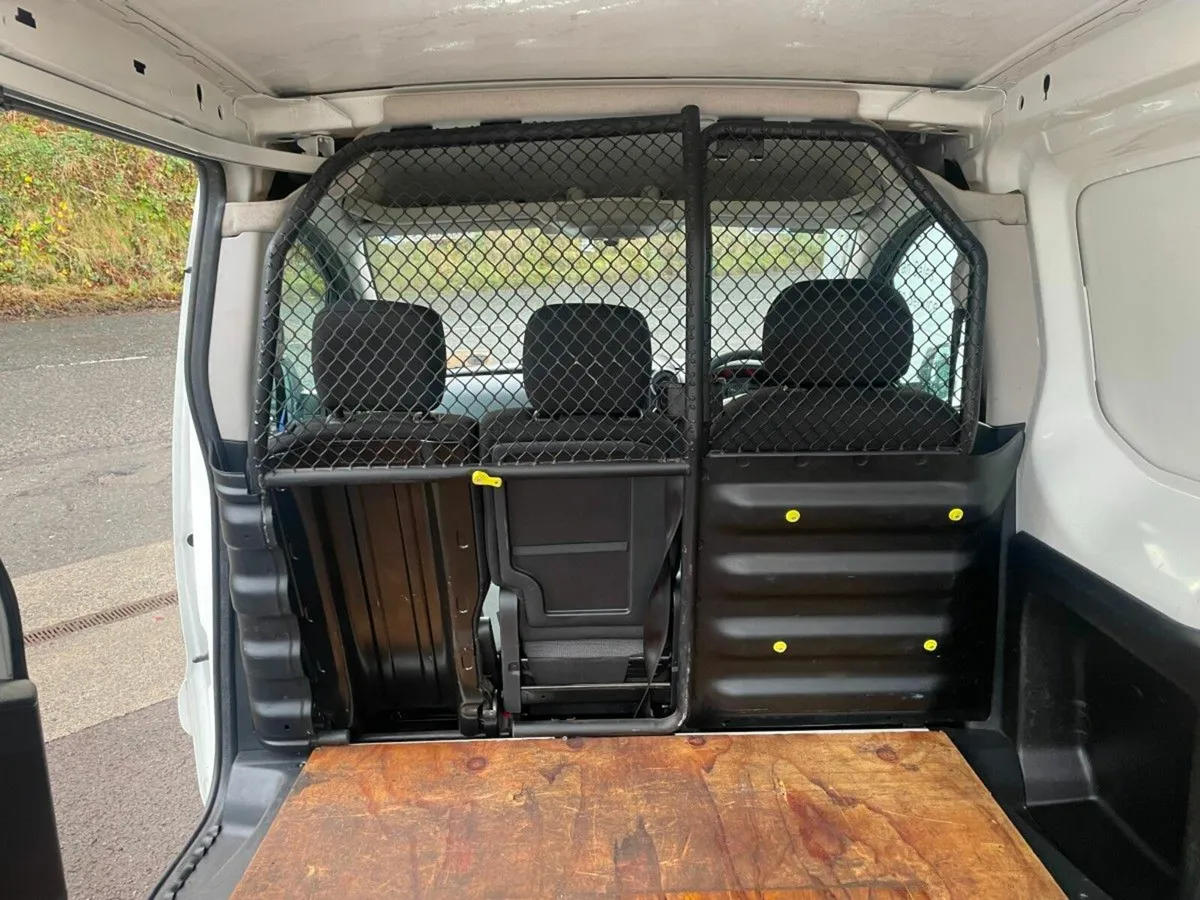 Peugeot Partner Professional - Image 3