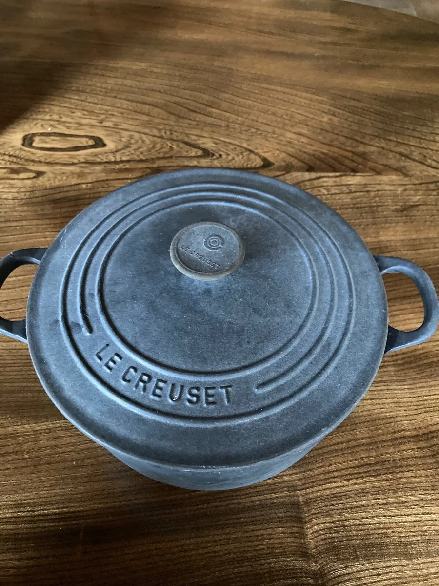 Le Creuset Dutch Oven - Image 1