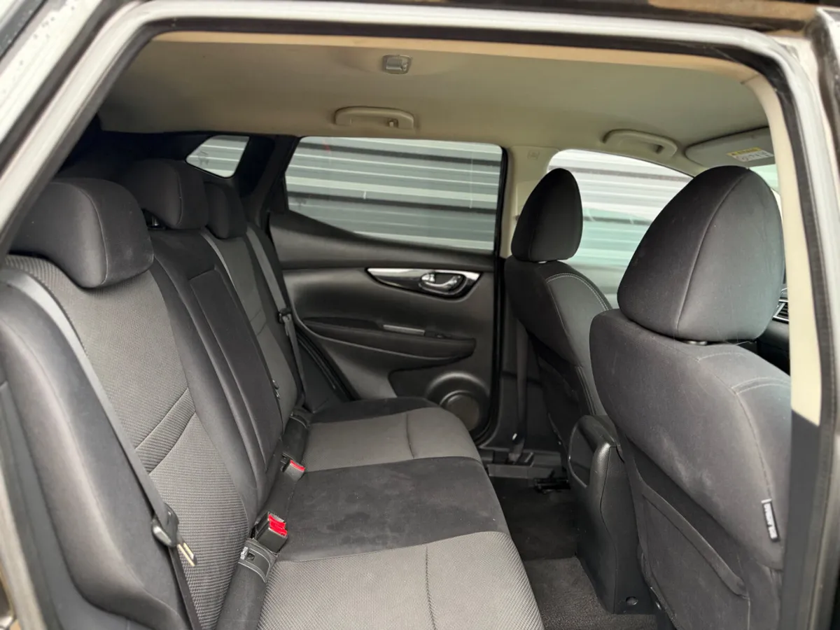 Nissan Qashqai 2015 - Image 4