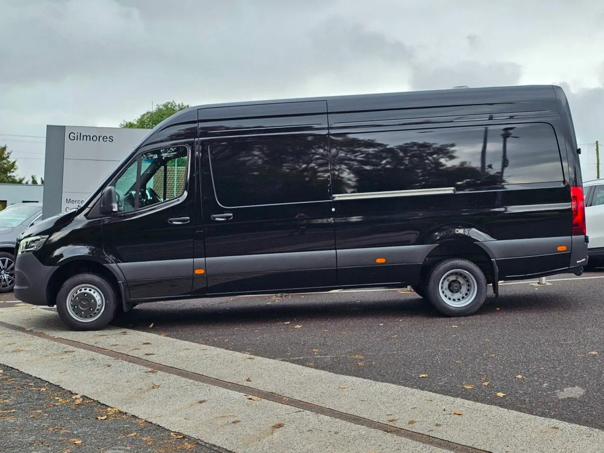 Mercedes-Benz Sprinter 519.43 - Image 2