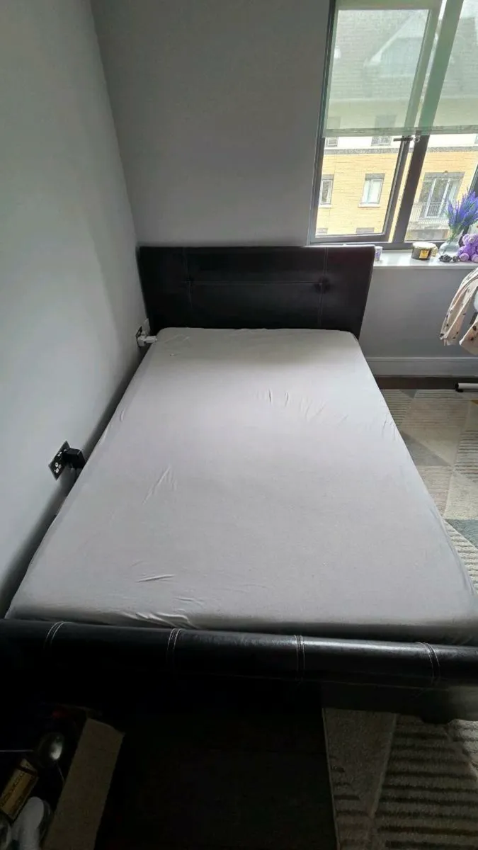 Double Bed - Image 1