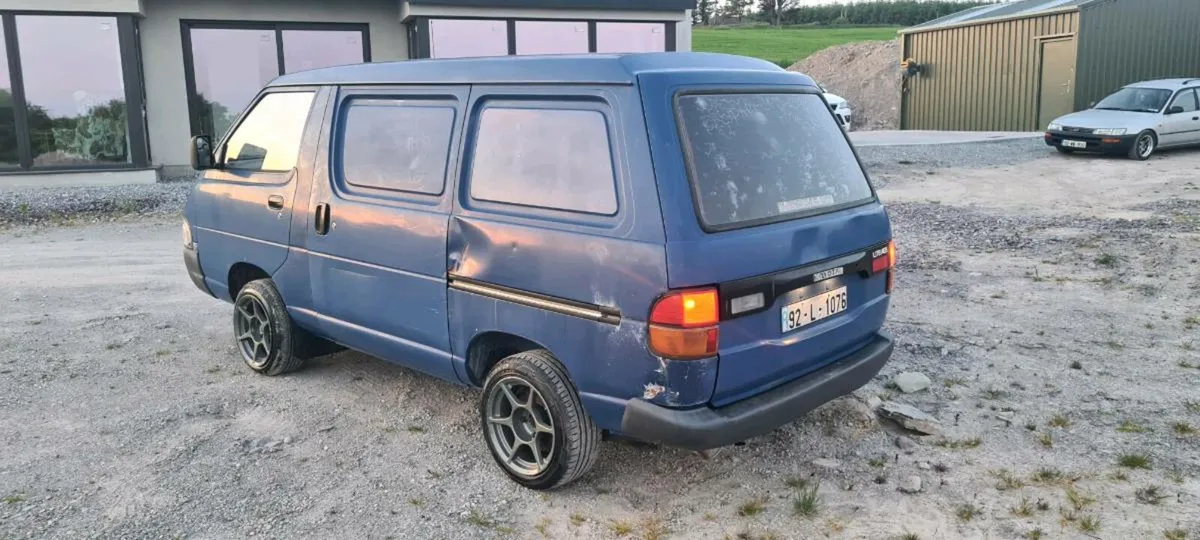 Toyota Liteace - Image 4