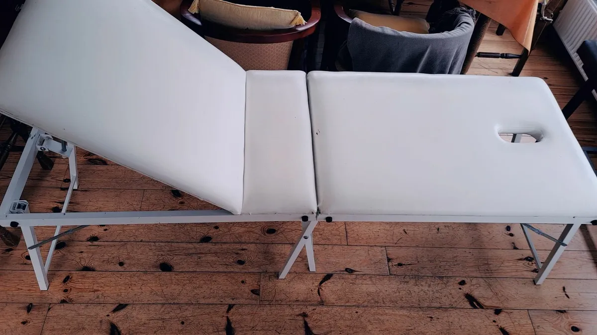 PORTABLE PLINTH - Image 1
