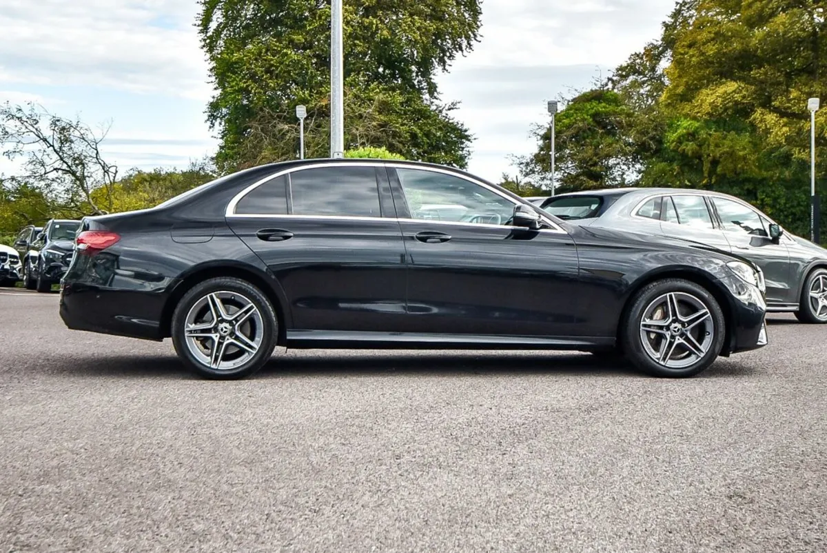 Mercedes-Benz E-Class E300de AMG 316bhp PHEV - Image 4