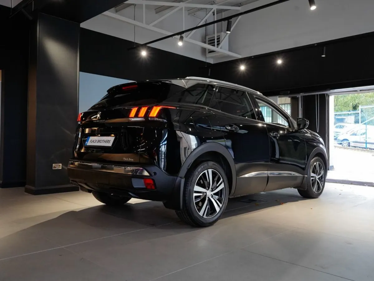 2019 Peugeot 3008 Blue HDI Allure 130BHP Manual - Image 3