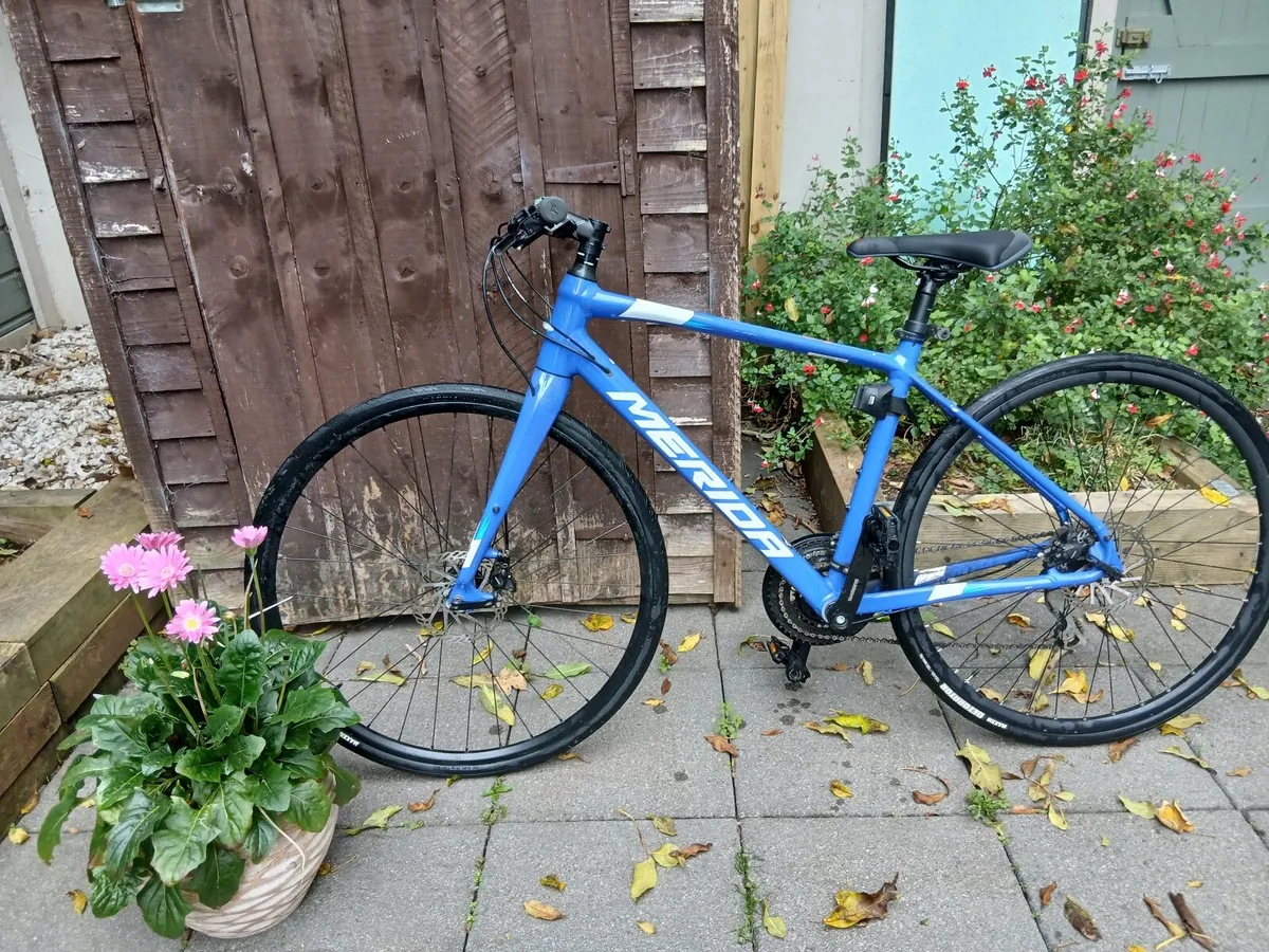 MERIDA SPEEDER 100 HYBRID  XSMALL 47CM & helmets - Image 4