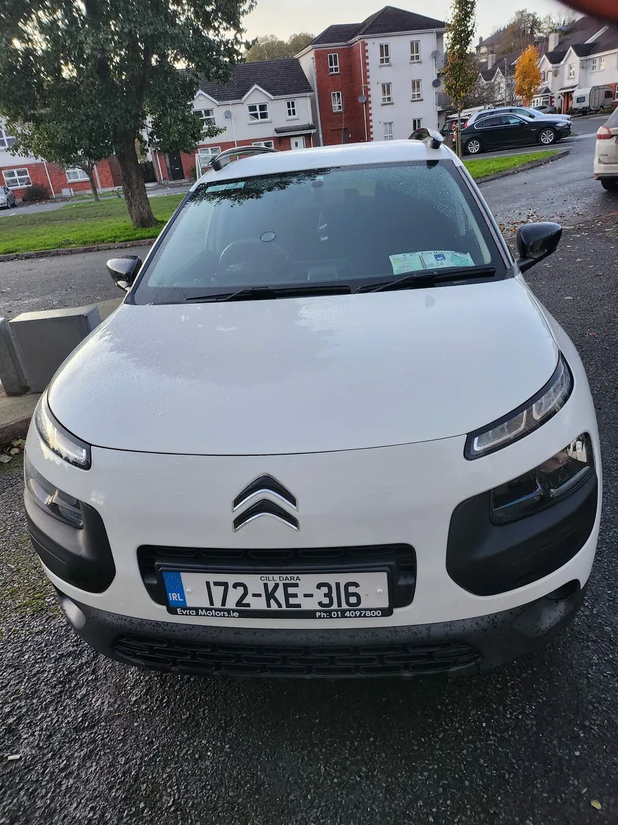 Automatic low mileage C4 Cactus - Image 1