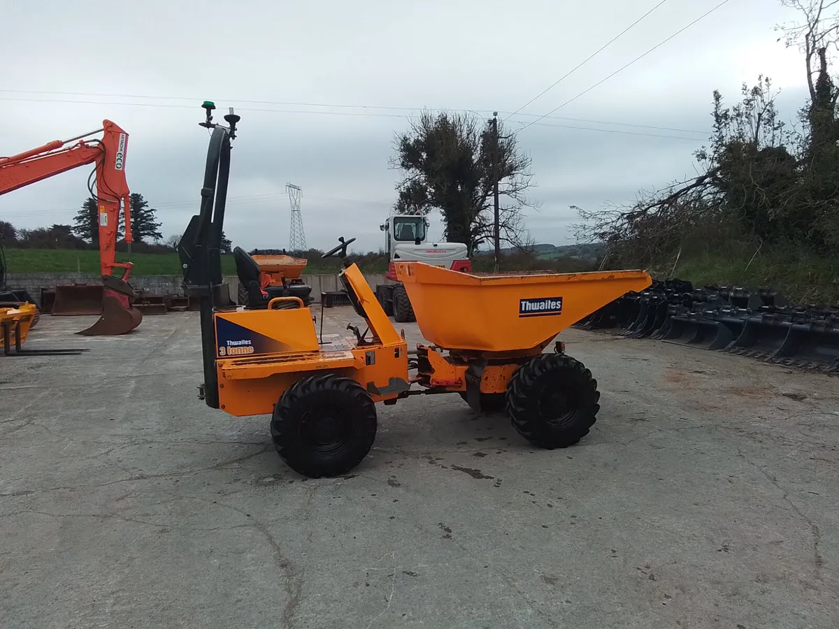 THWAITES  3 TON SWIVEL  (2018) - Image 1