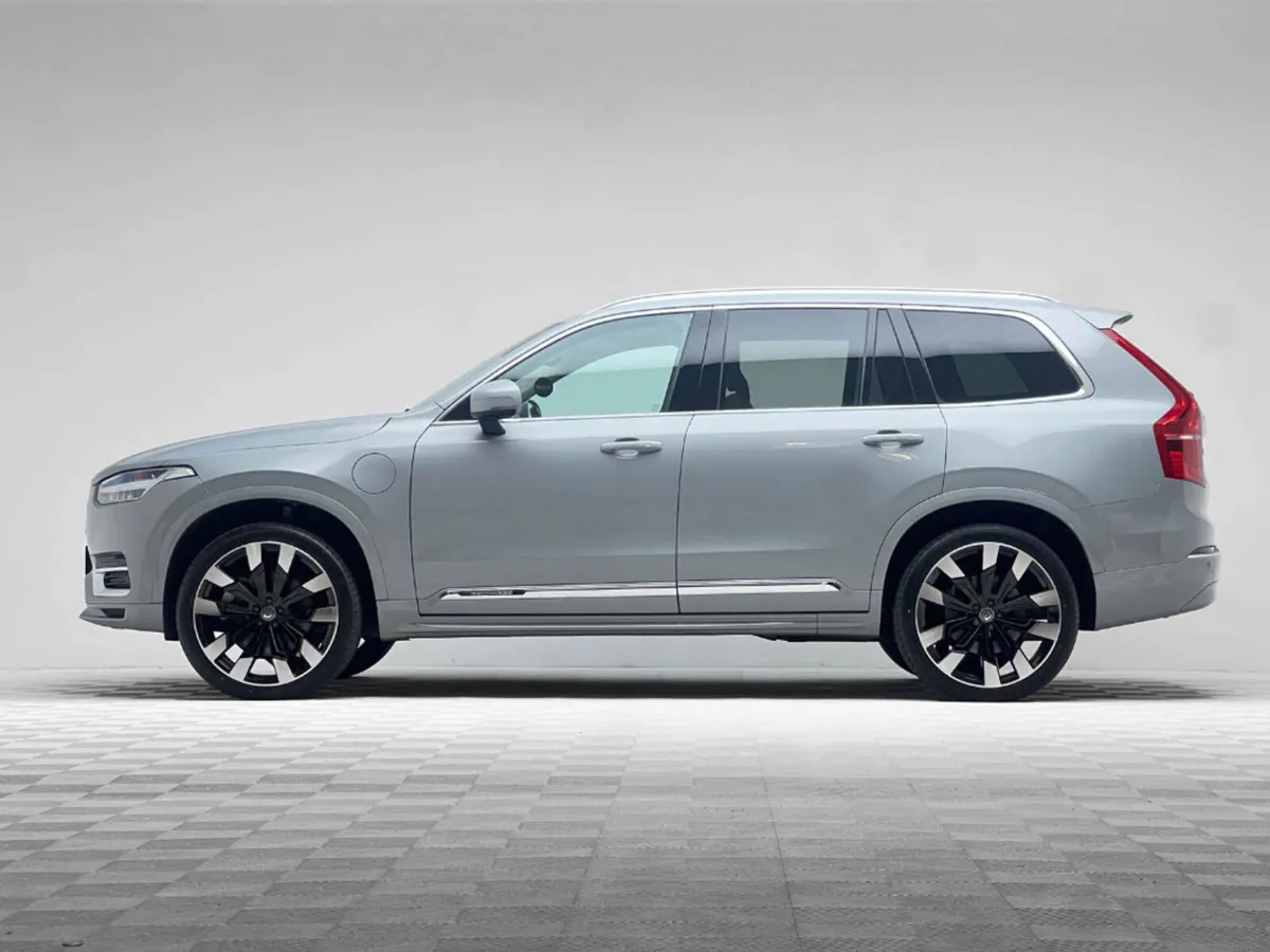 Volvo XC90 CORE T8 RECHARGE AWD *7 SEATER* - Image 4