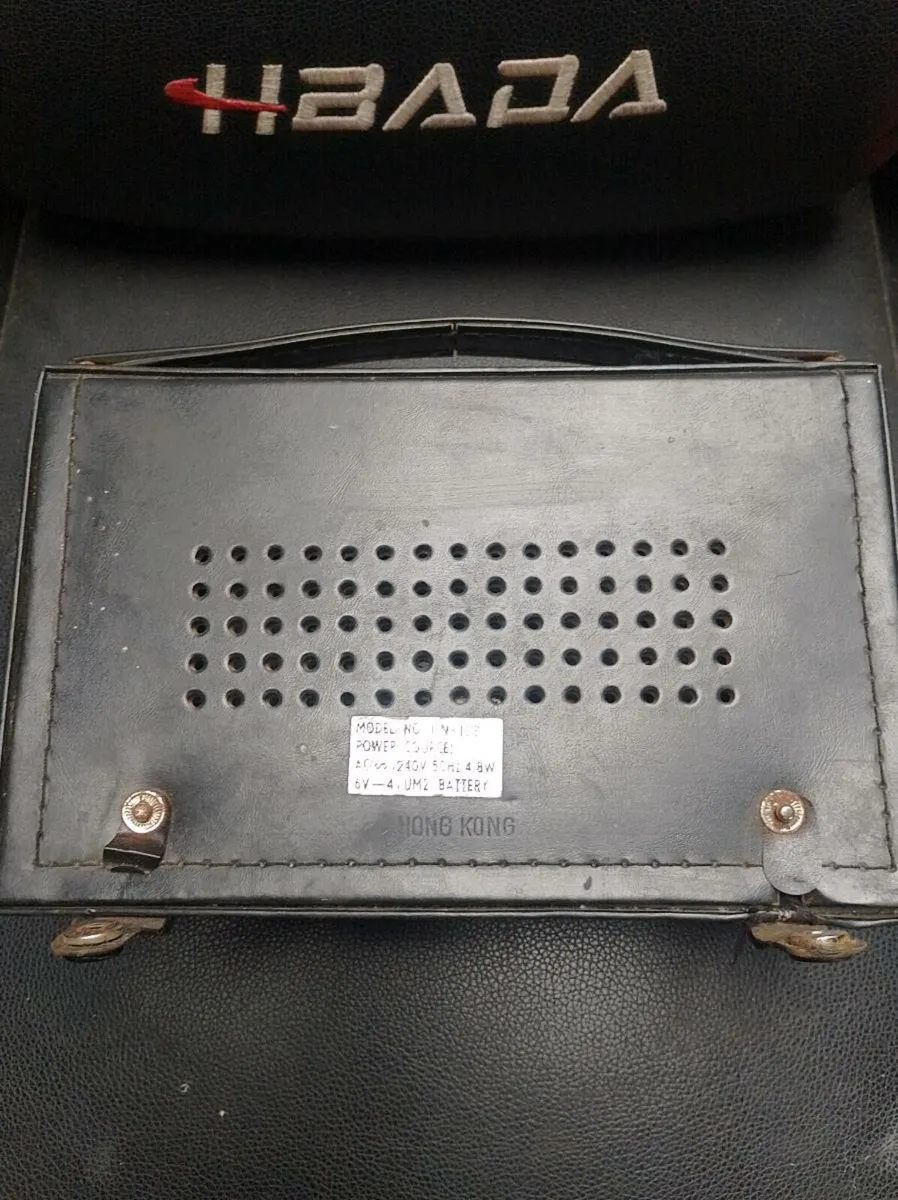 King Sonic 1970 portable radio - Image 3