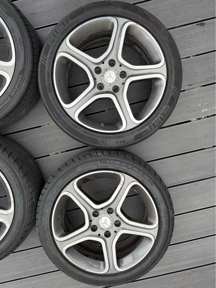 17 inch Mercedes-Benz - Image 1