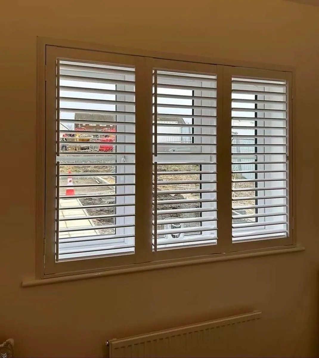 Carpets & Blinds - Image 4