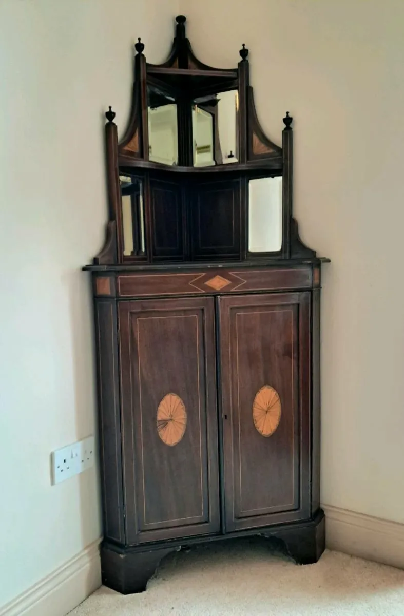 Antique Mahogany Corner/Drinks Cabinet - Image 2