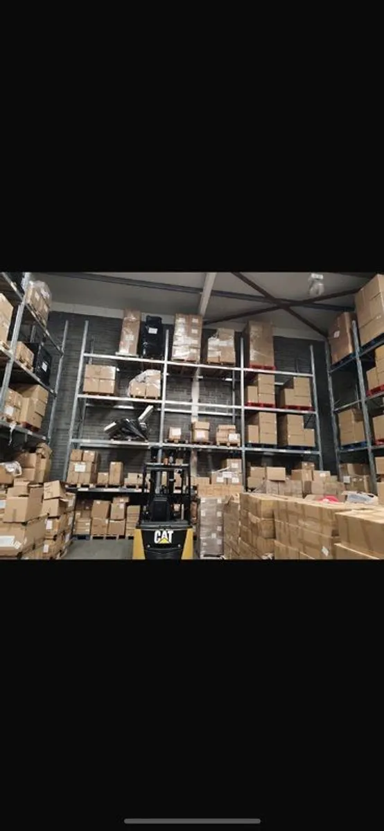 pallet racking - Image 1