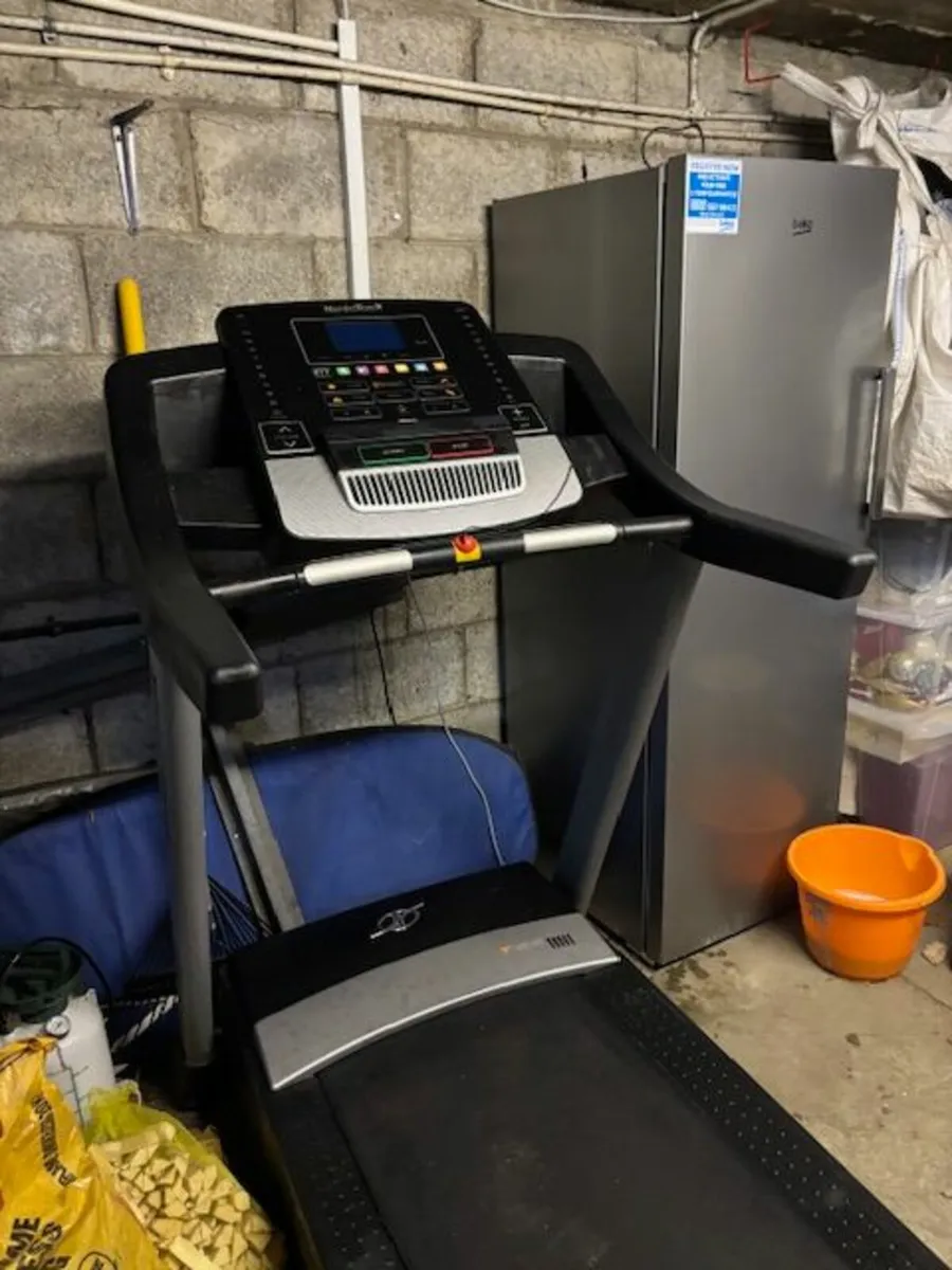 Treadmill - NordicTrack 12.2 - Image 3