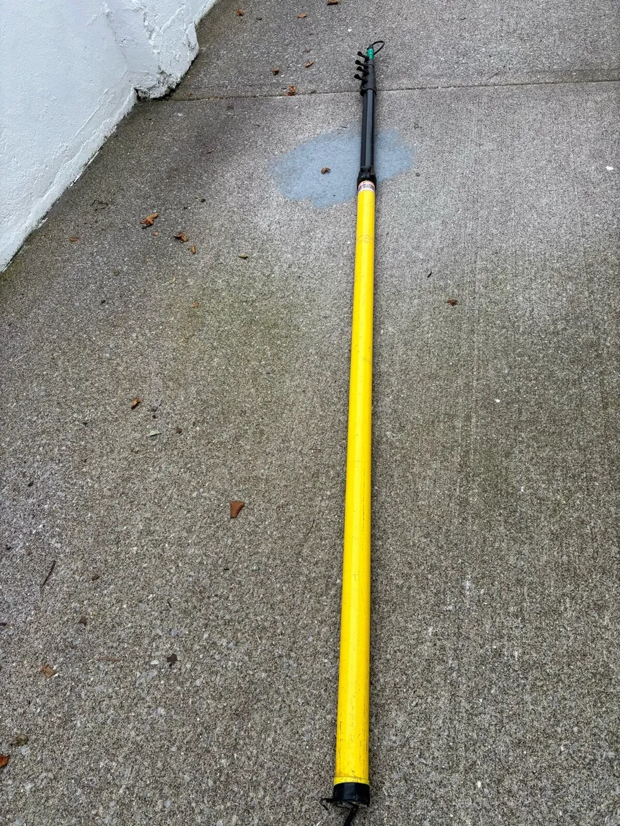Ionic 36 Foot Water Fed window Cleaning Pole - Image 4