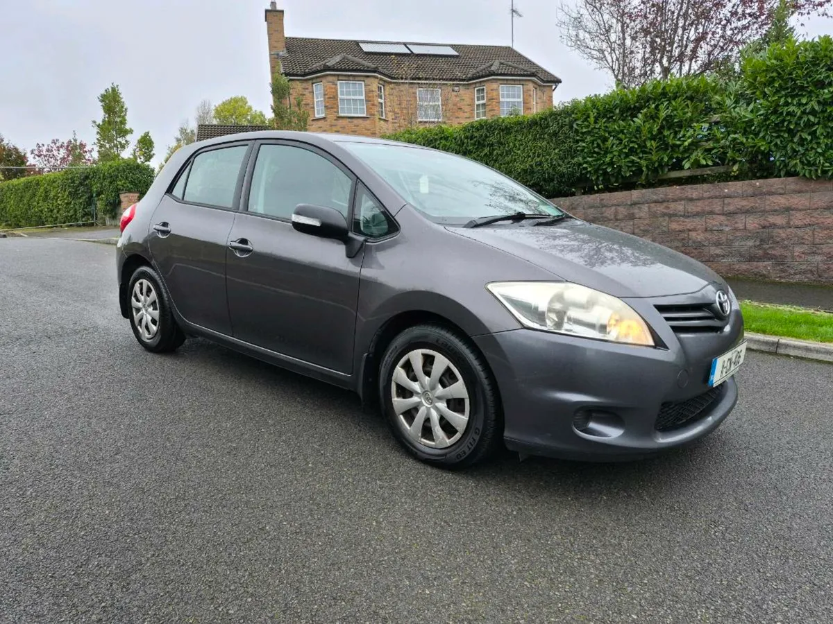 2011 Toyota Auris 1.33 Petrol New Fresh NCT - Image 1