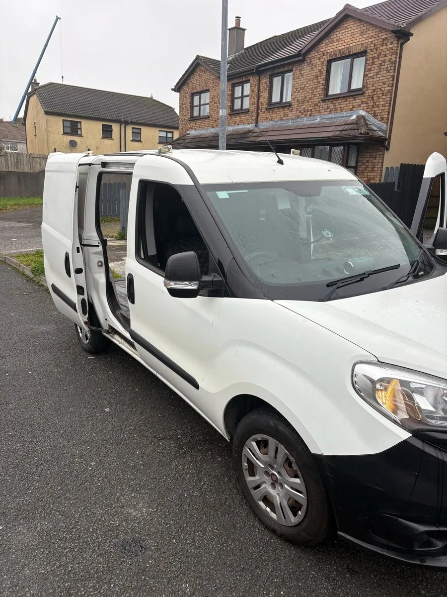 2015 Fiat Doblo 1.3 MULTIJET - Image 1